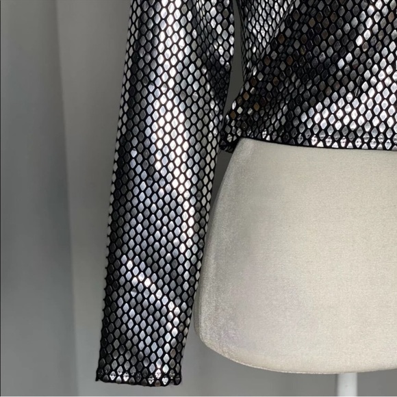 NWT Zara Woman Honeycomb Sweater Metallic Silver Shiny Black Top Size S Small - Picture 9 of 11